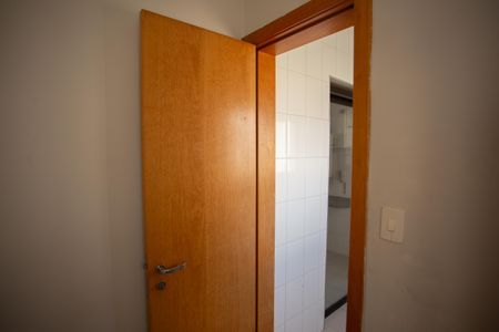 Apartamento para alugar com 80m², 3 quartos e 2 vagas Apartamento para alugar com 80m², 3 quartos e 2 vagasDISPENSA
