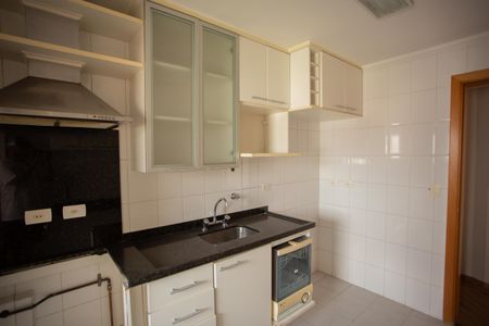Apartamento para alugar com 80m², 3 quartos e 2 vagas Apartamento para alugar com 80m², 3 quartos e 2 vagasCOZINHA