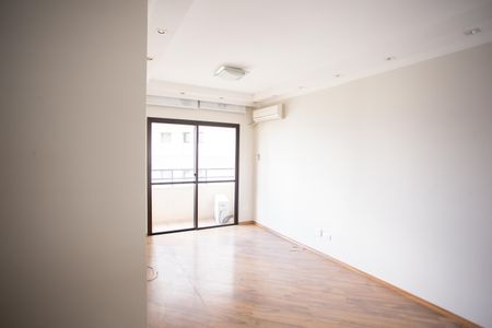 Apartamento para alugar com 80m², 3 quartos e 2 vagas Apartamento para alugar com 80m², 3 quartos e 2 vagasSALA