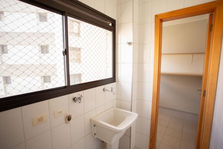Apartamento para alugar com 80m², 3 quartos e 2 vagas Apartamento para alugar com 80m², 3 quartos e 2 vagasÁREA DE SERVIÇO