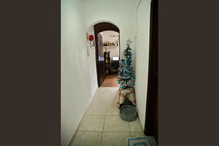 Casa à venda com 267m², 4 quartos e 3 vagasCorredor dos quartos casa 2 