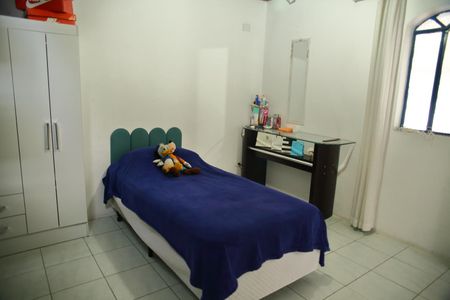 Casa à venda com 267m², 4 quartos e 3 vagasSala/Quarto casa 2 