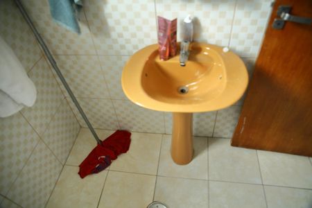 Casa à venda com 267m², 4 quartos e 3 vagasBanheiro  Casa 1 