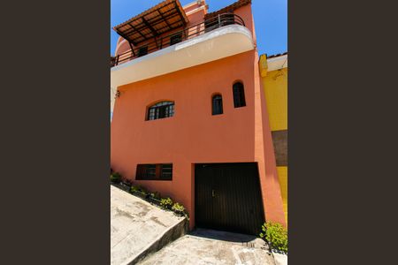 Casa à venda com 180m², 3 quartos e 1 vagaFachada