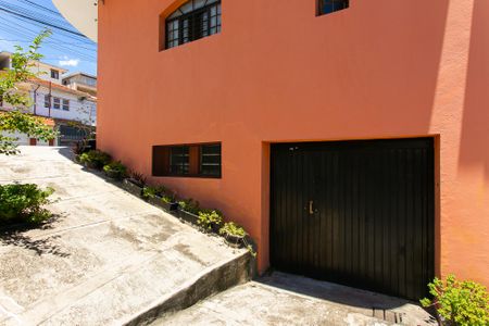 Casa à venda com 180m², 3 quartos e 1 vagaFachada