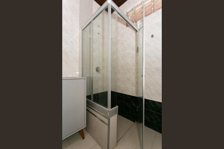 Casa à venda com 180m², 3 quartos e 1 vagaCasa 1 - Banheiro