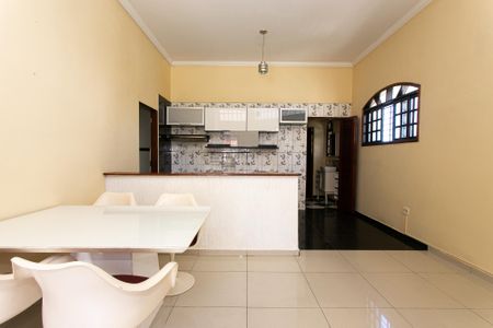 Casa à venda com 180m², 3 quartos e 1 vagaCasa 2 - Sala