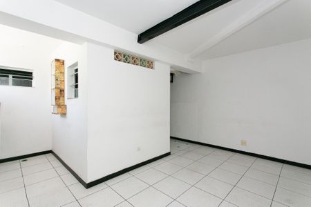 Casa à venda com 180m², 3 quartos e 1 vagaCasa 2 - Garagem