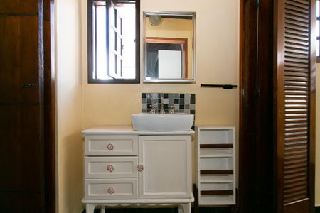 Casa à venda com 180m², 3 quartos e 1 vagaCasa 2 - Banheiro Social