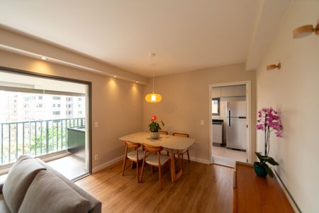 Apartamento para alugar com 85m², 2 quartos e 2 vagasSala