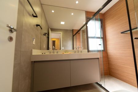 Apartamento para alugar com 85m², 2 quartos e 2 vagasBanheiro Suite 1