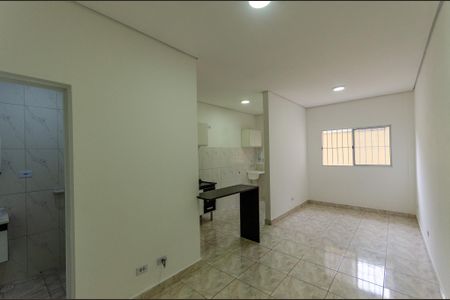 Sala/ Quarto de kitnet/studio para alugar com 1 quarto, 55m² em Vila Mangalot, São Paulo
