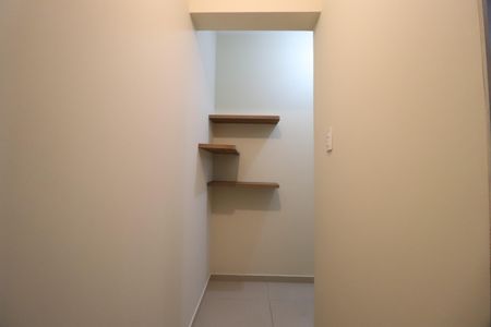 Apartamento para alugar com 59m², 2 quartos e 2 vagasCorredor
