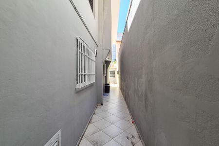Casa à venda com 181m², 4 quartos e 2 vagasCorredor