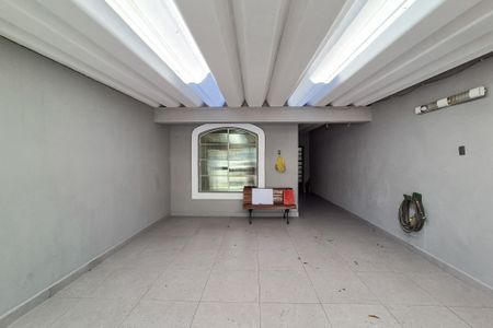 Casa à venda com 181m², 4 quartos e 2 vagasgaragem