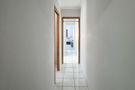 Casa à venda com 181m², 4 quartos e 2 vagasCorredor