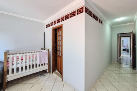 Casa à venda com 181m², 4 quartos e 2 vagasSuíte