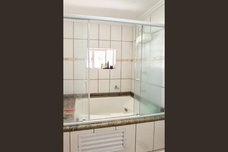 Casa à venda com 181m², 4 quartos e 2 vagasBanheiro da Suíte