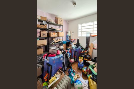 Casa à venda com 181m², 4 quartos e 2 vagasQuarto de Serviço