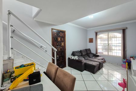 Casa à venda com 181m², 4 quartos e 2 vagasSala