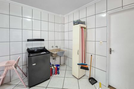Casa à venda com 181m², 4 quartos e 2 vagasÁrea de Serviço