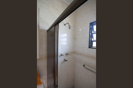 Casa à venda com 360m², 3 quartos e 3 vagasBanheiro da Suíte