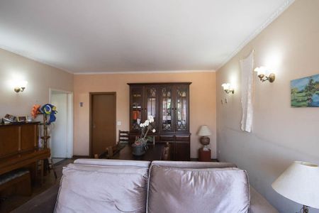 Casa à venda com 360m², 3 quartos e 3 vagasSala