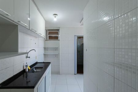 Apartamento à venda com 74m², 2 quartos e 1 vagaCozinha