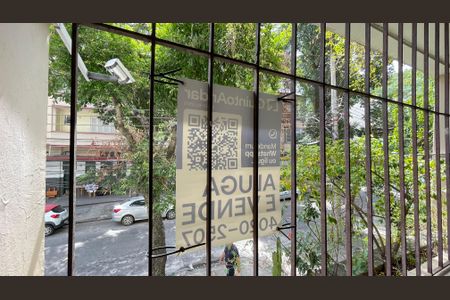 Apartamento à venda com 74m², 2 quartos e 1 vagaPlaquinha