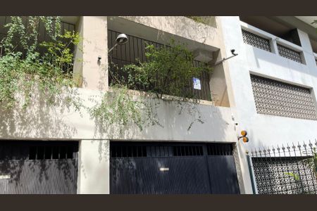 Apartamento à venda com 74m², 2 quartos e 1 vagaPlaquinha