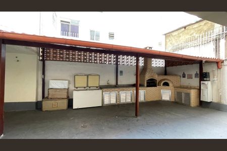 Apartamento à venda com 74m², 2 quartos e 1 vagaÁrea comum