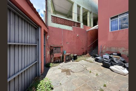 Casa para alugar com 99m², 3 quartos e 1 vaga Casa para alugar com 99m², 3 quartos e 1 vagaGaragem