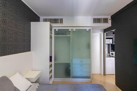 Suíte de apartamento para alugar com 2 quartos, 25m² em Indianópolis, São Paulo