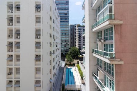 Vista da Sala de apartamento para alugar com 2 quartos, 25m² em Indianópolis, São Paulo