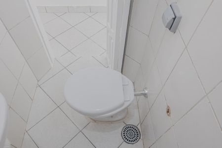 Apartamento à venda com 79m², 2 quartos e sem vaga Apartamento à venda com 79m², 2 quartos e sem vagaLavabo