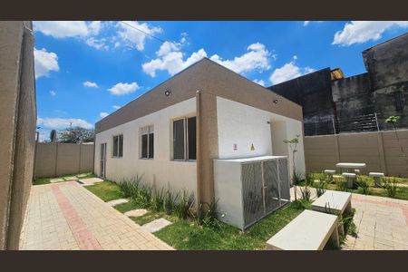 Apartamento para alugar com 36m², 2 quartos e sem vagaÁrea comum - Salão de festas