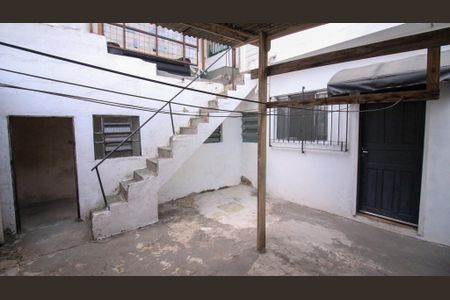 Casa para alugar com 50m², 1 quarto e sem vagaÁrea externa