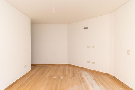 Casa à venda com 140m², 3 quartos e 2 vagasSuíte 1