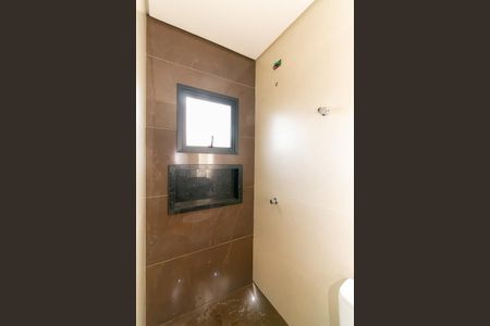 Casa à venda com 140m², 3 quartos e 2 vagasBanheiro da Suíte 2