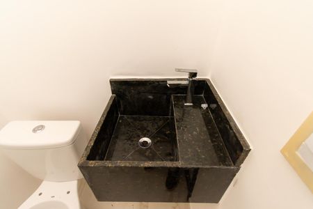 Casa à venda com 140m², 3 quartos e 2 vagasLavabo