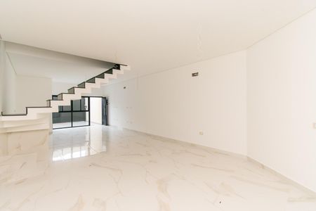 Casa à venda com 140m², 3 quartos e 2 vagasCozinha