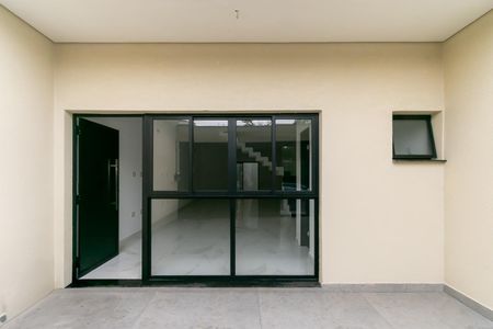 Casa à venda com 140m², 3 quartos e 2 vagasGaragem