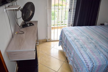 Casa à venda com 102m², 3 quartos e 3 vagasSuite