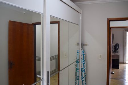 Casa à venda com 102m², 3 quartos e 3 vagasQuarto 2