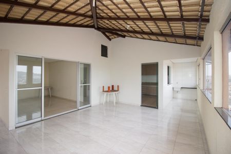 Sala de casa para alugar com 2 quartos, 78m² em Santa Helena, Contagem