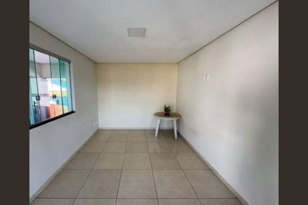 Casa para alugar com 1 quarto, 78m² em Santa Helena, Contagem