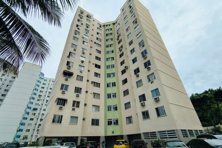 Apartamento à venda com 38m², 1 quarto e 1 vagaFachada do bloco