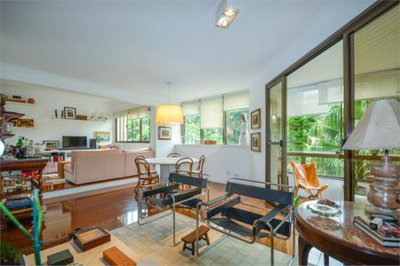 Apartamento à venda com 172m², 4 quartos e 3 vagas