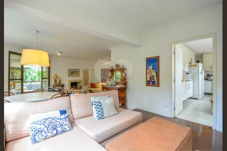 Apartamento à venda com 172m², 4 quartos e 3 vagas