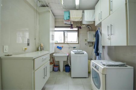 Apartamento à venda com 172m², 4 quartos e 3 vagas